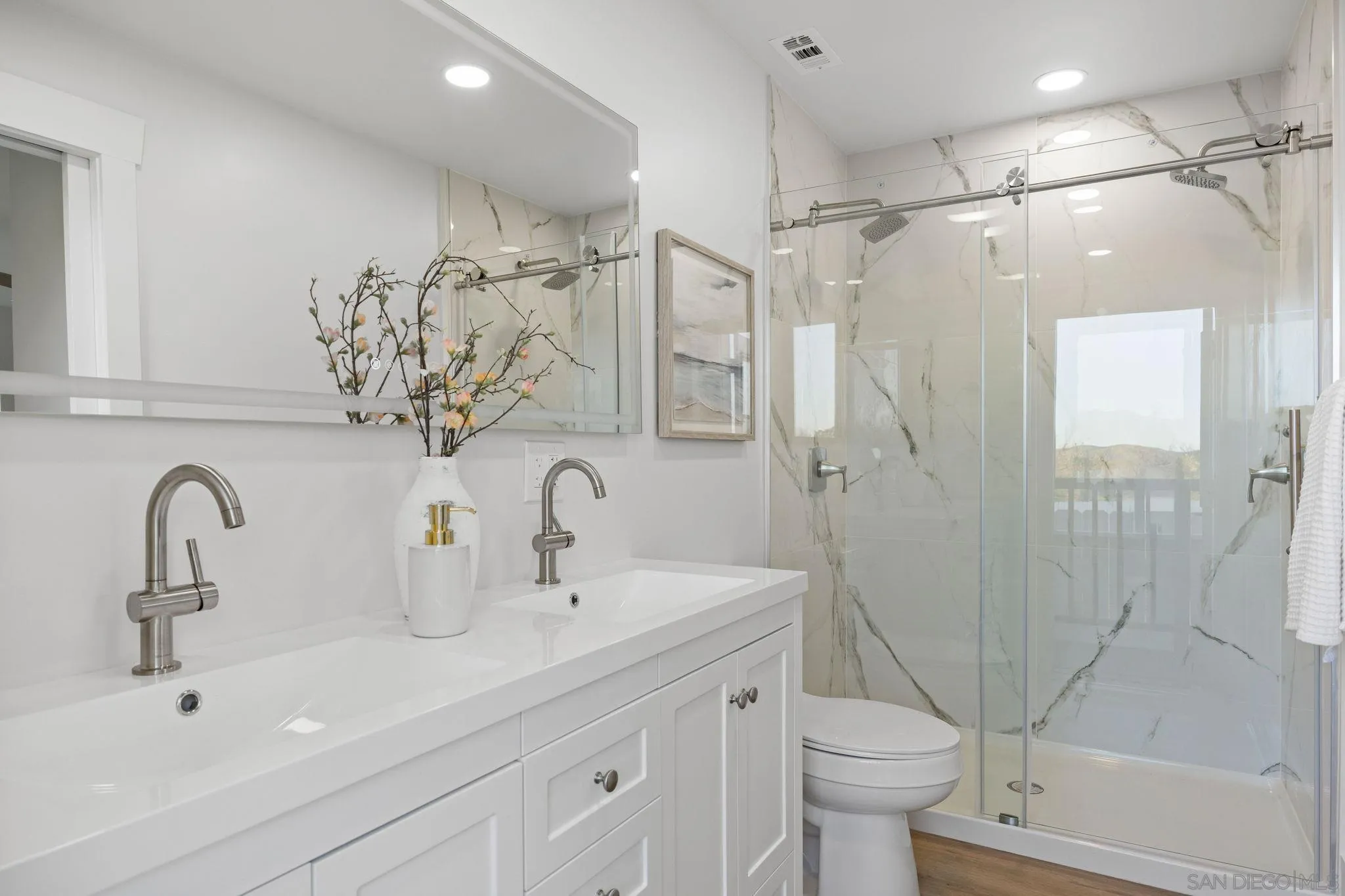 9428 Prospect Avenue Santee, CA 92071 - Photo 13 of 23