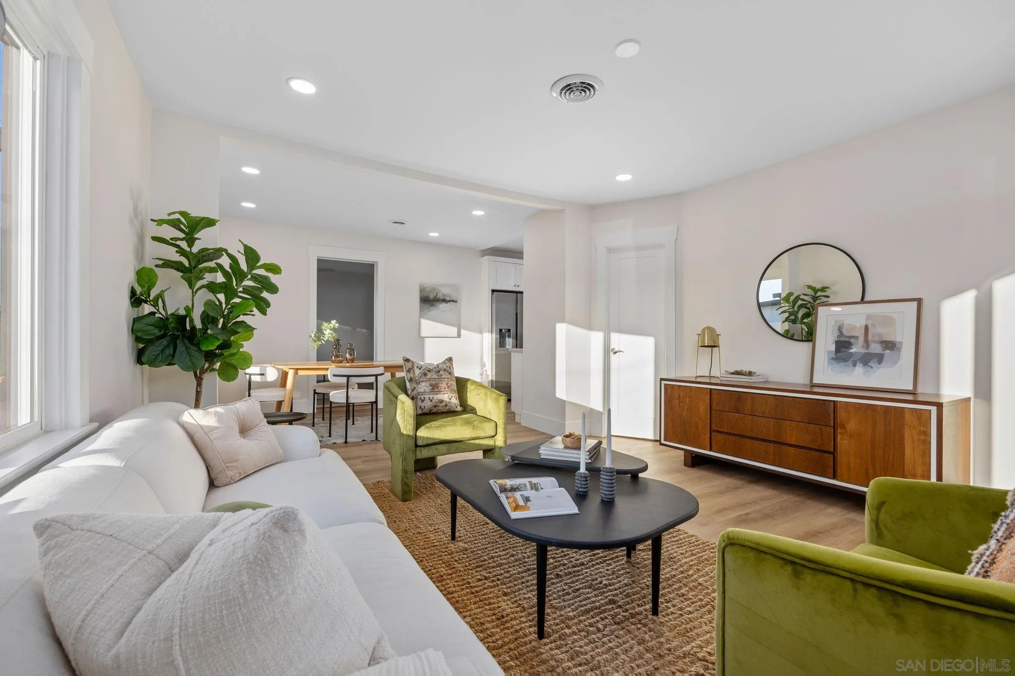 9428 Prospect Avenue Santee, CA 92071 - Photo 5 of 23