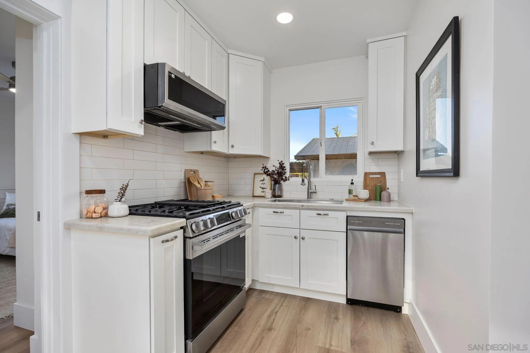 9428 Prospect Avenue Santee, CA 92071 - Photo 9 of 23