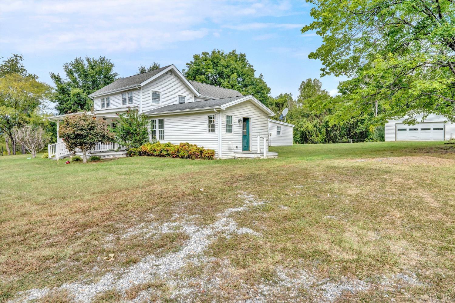 202 Chestnut Lane Amherst, VA 24521 - Photo 6 of 47 Gallery Image 6