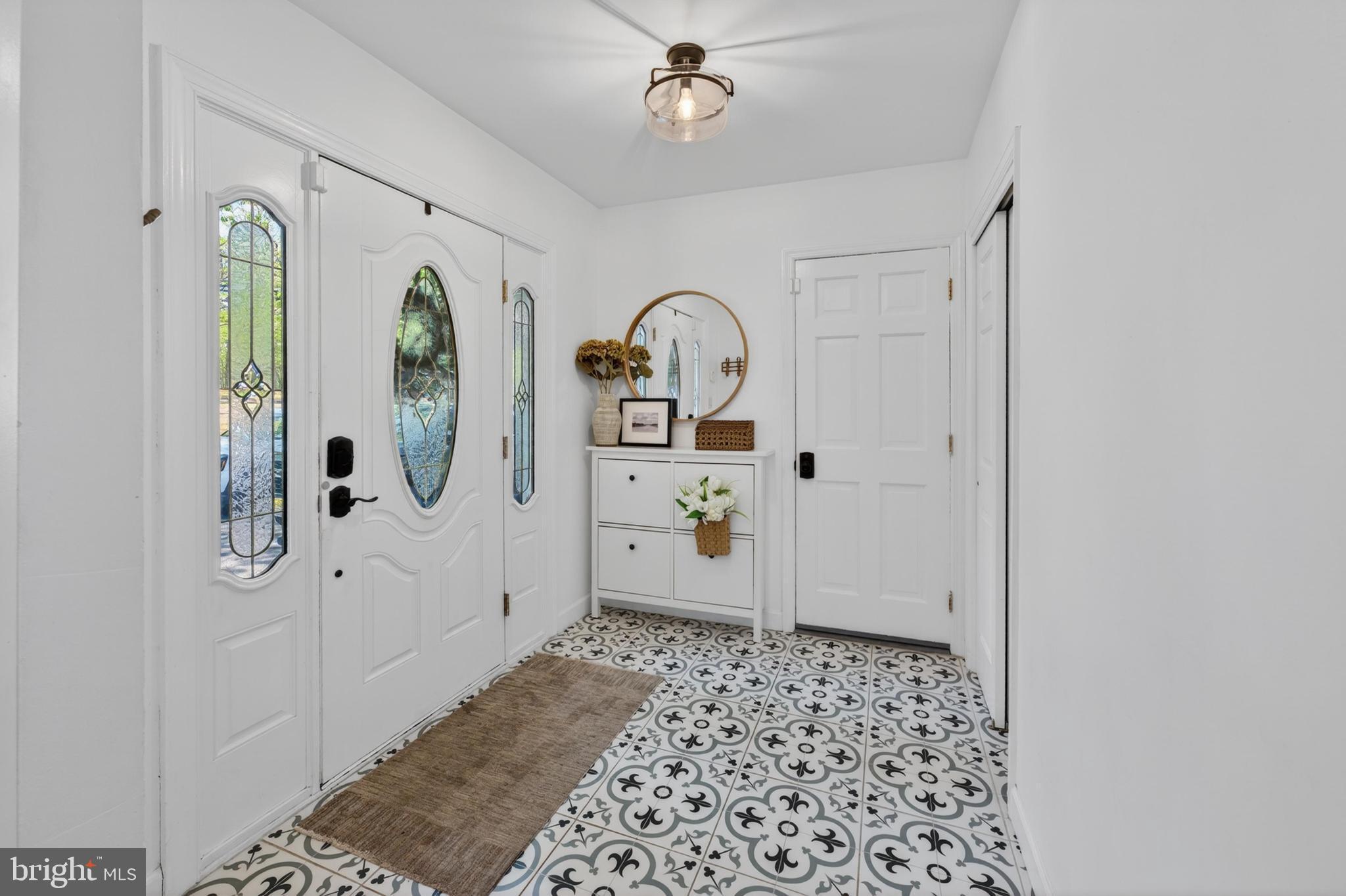 21 Hawthorne Drive Medford, NJ 08055 - Photo 3 of 30