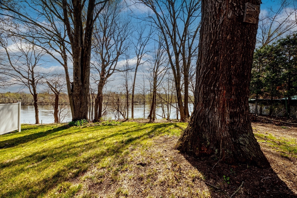 964 Main Street Holyoke, MA 01040 - Photo 15 of 31