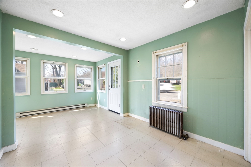 964 Main Street Holyoke, MA 01040 - Photo 18 of 31