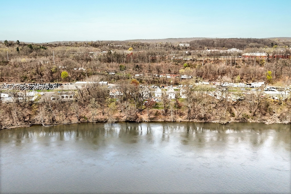 964 Main Street Holyoke, MA 01040 - Photo 5 of 31