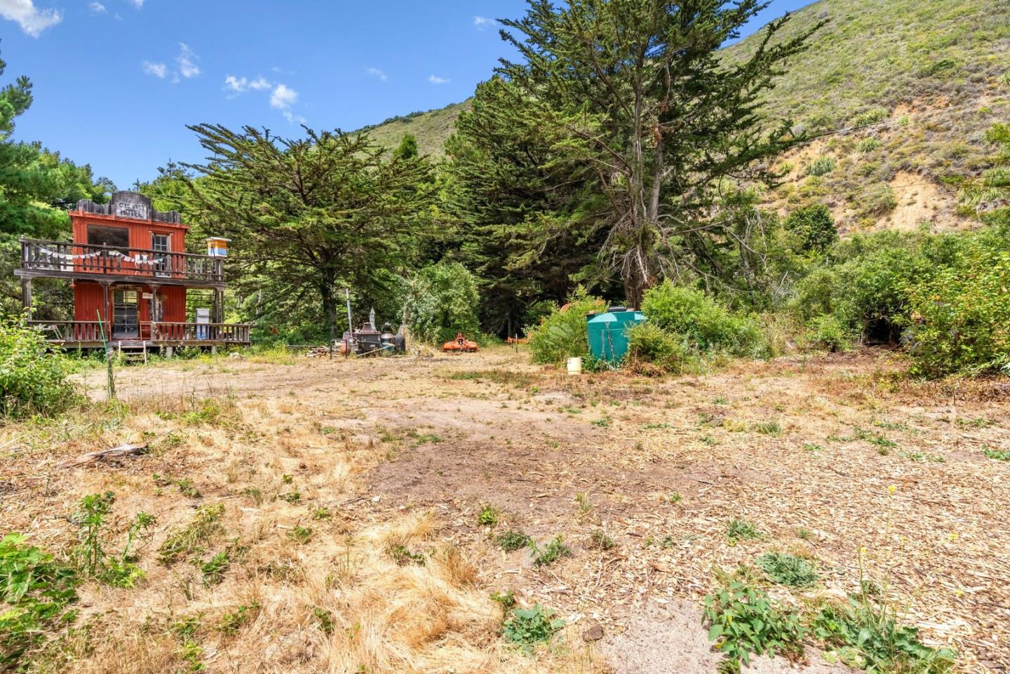 39350 Coast Road Big Sur, CA 93923 - Photo 9 of 44