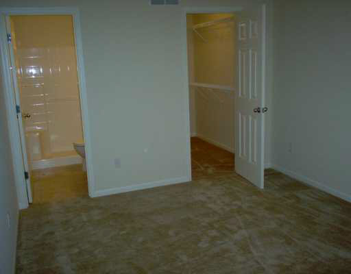 6106 Rockefeller Court Granger, IN 46530 - Photo 6 of 8 Gallery Image 6