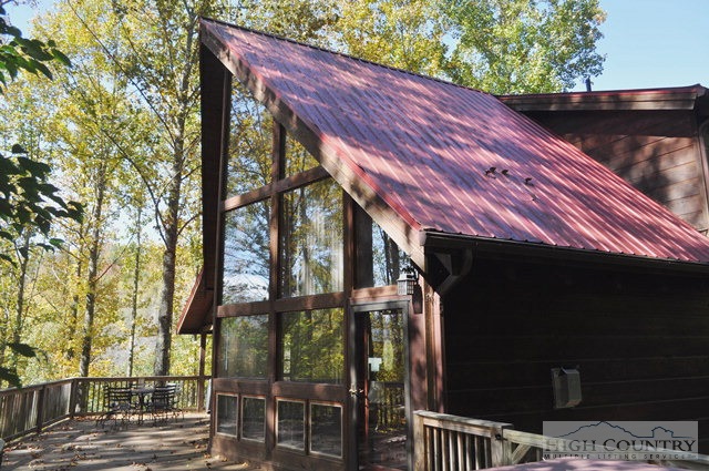 346-348 Grady Winkler Road Boone, NC 28607 - Photo 18 of 32 a view of small house