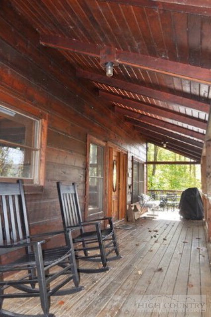 346-348 Grady Winkler Road Boone, NC 28607 - Photo 19 of 32 a view of dining room with wooden floor and furniture