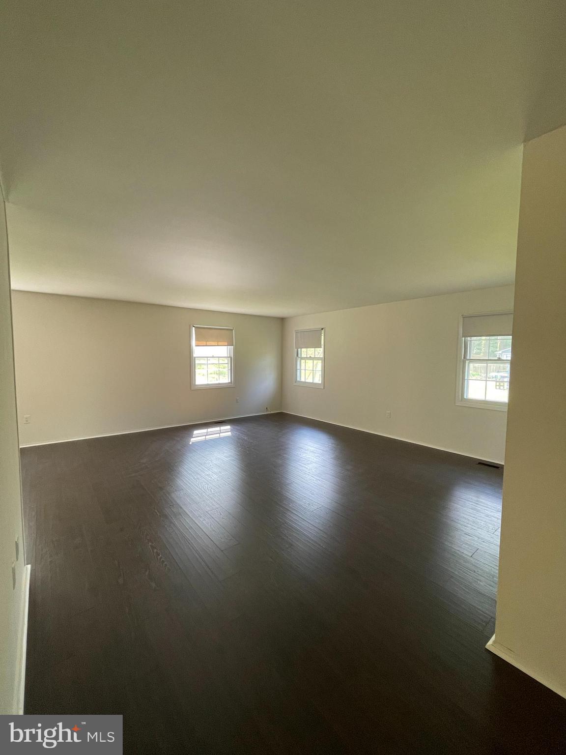 15713 Pointer Ridge Drive Bowie, MD 20716 - Photo 5 of 11 Living Rm