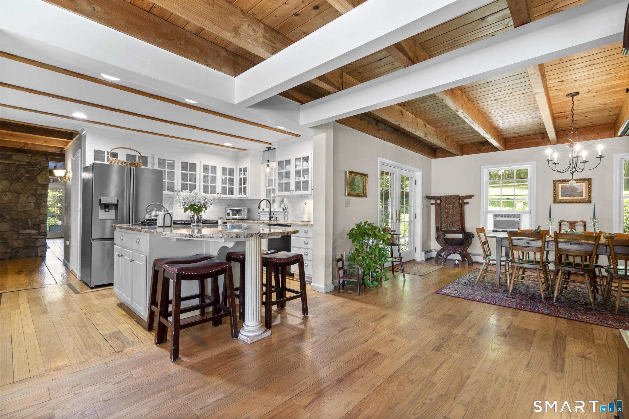 13 Woodchuck Hill Road Simsbury, CT 06092 - Photo 17 of 40 Gallery Image 17