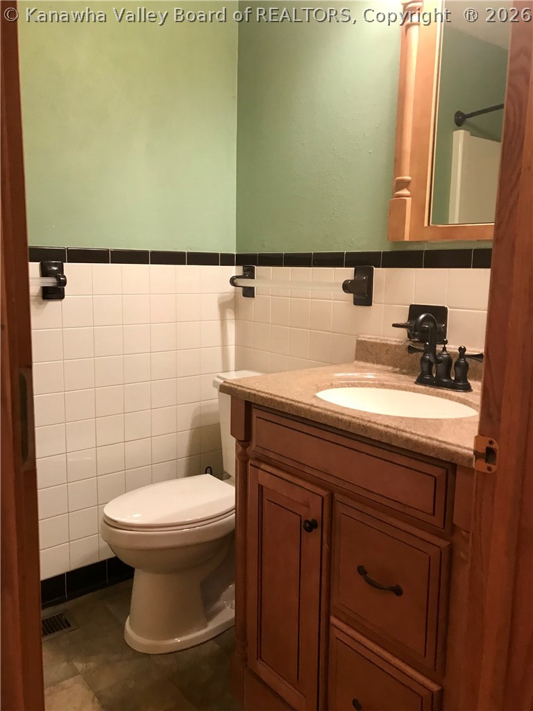 210 Poplar Point Estates Road Poca, WV 25159 - Photo 15 of 28 Gallery Image 15