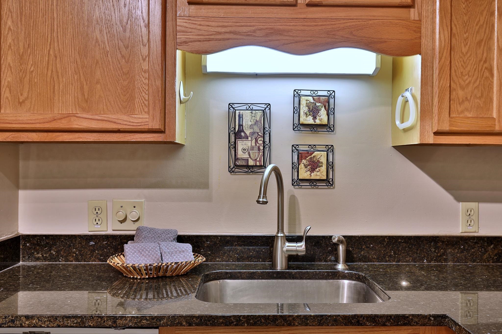 695 East Mountain Road, Unit D4 Killington, VT 05751 - Photo 4 of 40 Gallery Image 4