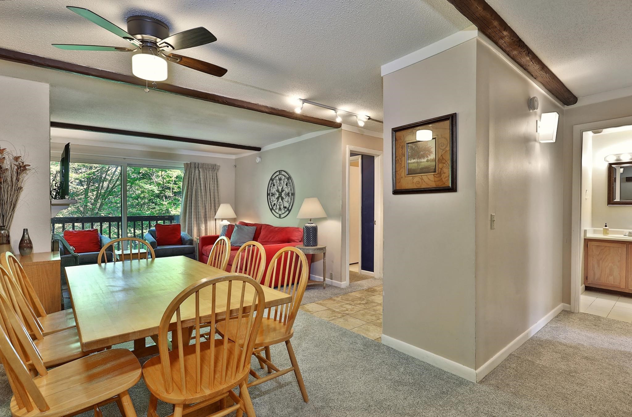 695 East Mountain Road, Unit D4 Killington, VT 05751 - Photo 8 of 40 Gallery Image 8