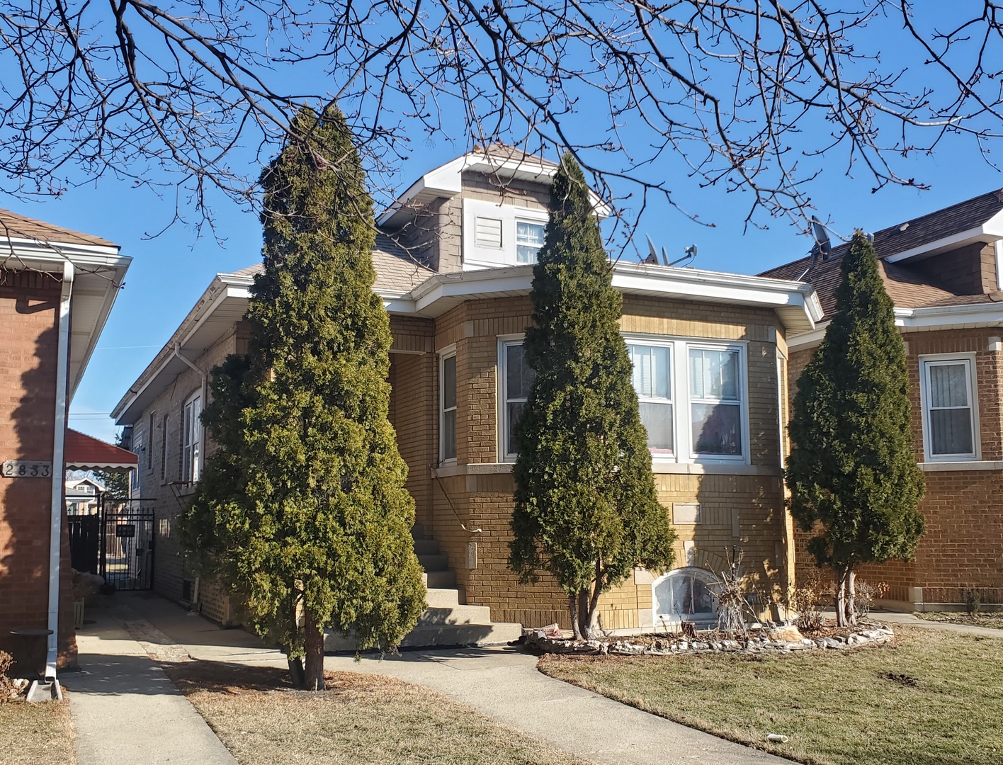 2831 North Linder Avenue Chicago, IL 60641 - Photo 2 of 39