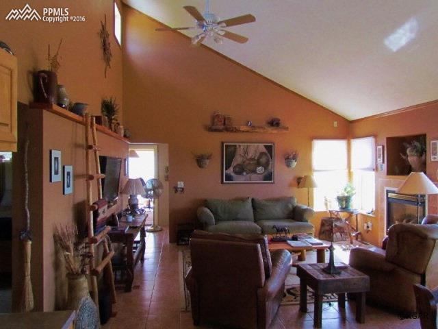 420 Twin Creek Road Florence, CO 81226 - Photo 2 of 33 Cathedral Ceilings