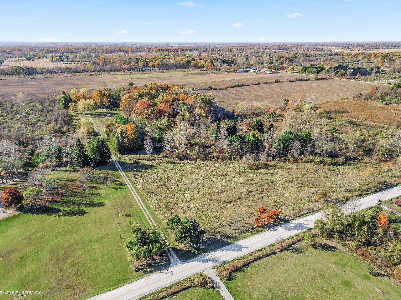 5541 Vincent Road North Street, MI 48049 - Photo 40 of 43 50193556-f43d4ef8-b418-404b-b176-2484a025ad81.JPG