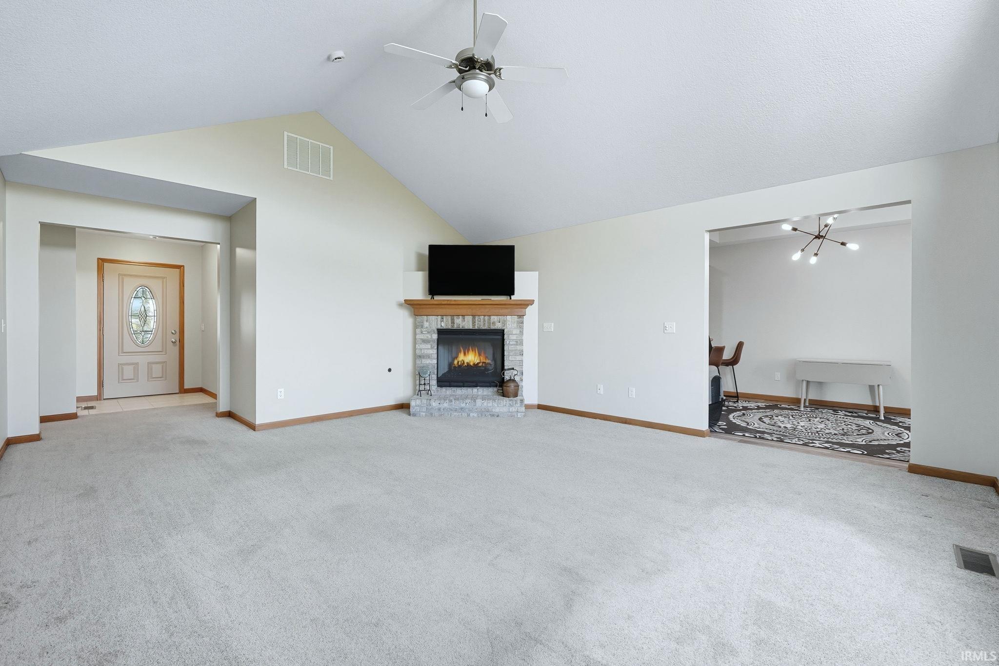 2017 Falcon Ridge Court Fort Wayne, IN 46845 - Photo 4 of 35