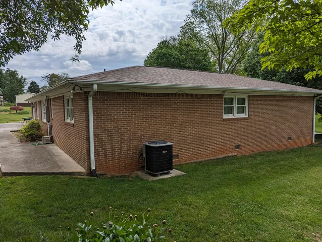 $429,900 | 150 Lawndale Drive, Rocky Mount, VA 24151