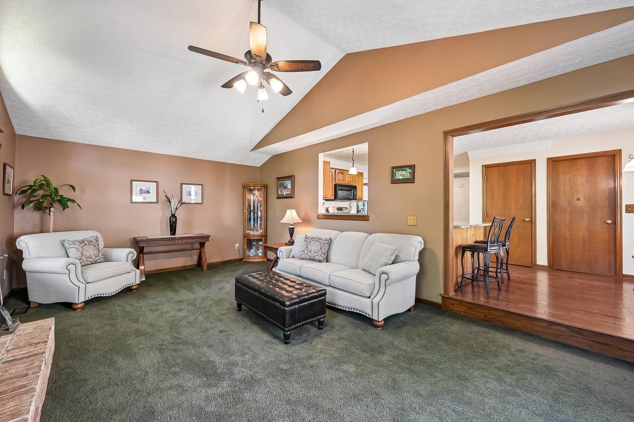 699 Ridenour Road Gahanna, OH 43230 - Photo 12 of 50
