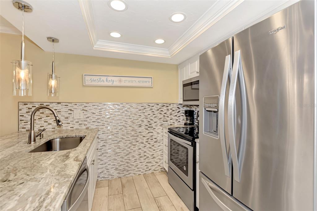 8750 Midnight Pass Road, Unit 202 Sarasota, FL 34242 - Photo 6 of 83 Gallery Image 6