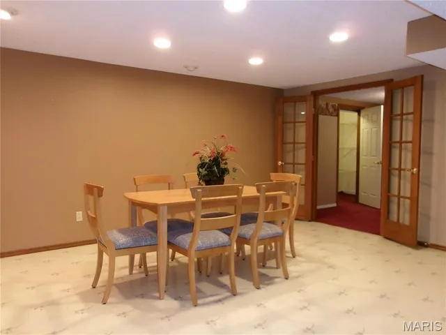 $329,900 | 160 Coventry Way, Highland, IL 62249