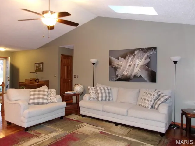 $329,900 | 160 Coventry Way, Highland, IL 62249