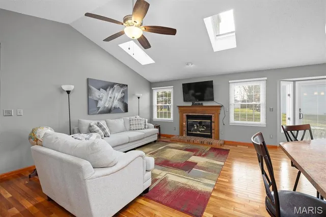 $329,900 | 160 Coventry Way, Highland, IL 62249