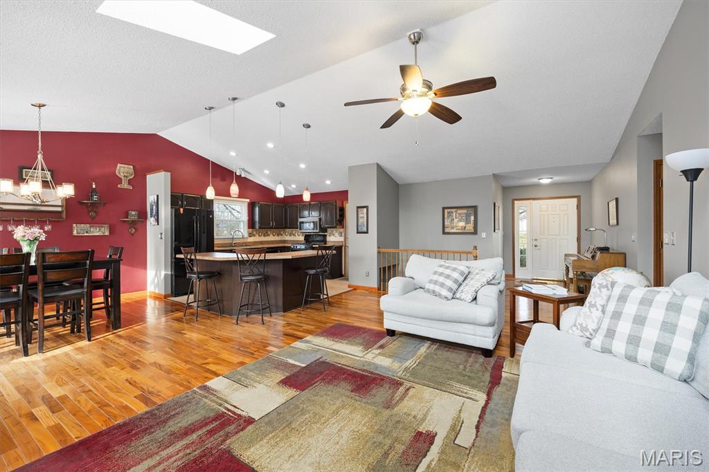 160 Coventry Way Highland, IL 62249 - Photo 6 of 36