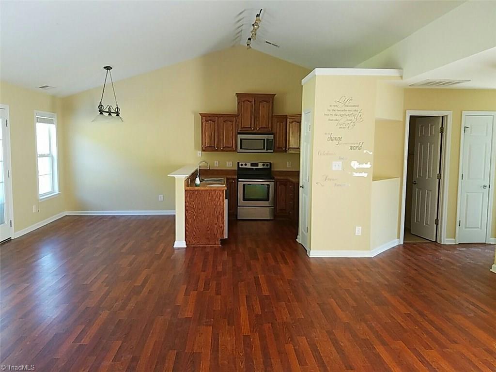 2104 Burton Run Road High Point, NC 27262 - Photo 3 of 7 Gallery Image 3