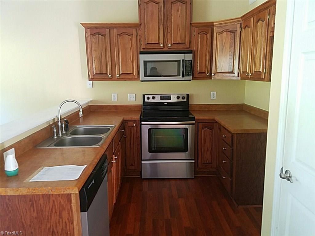2104 Burton Run Road High Point, NC 27262 - Photo 4 of 7 Gallery Image 4