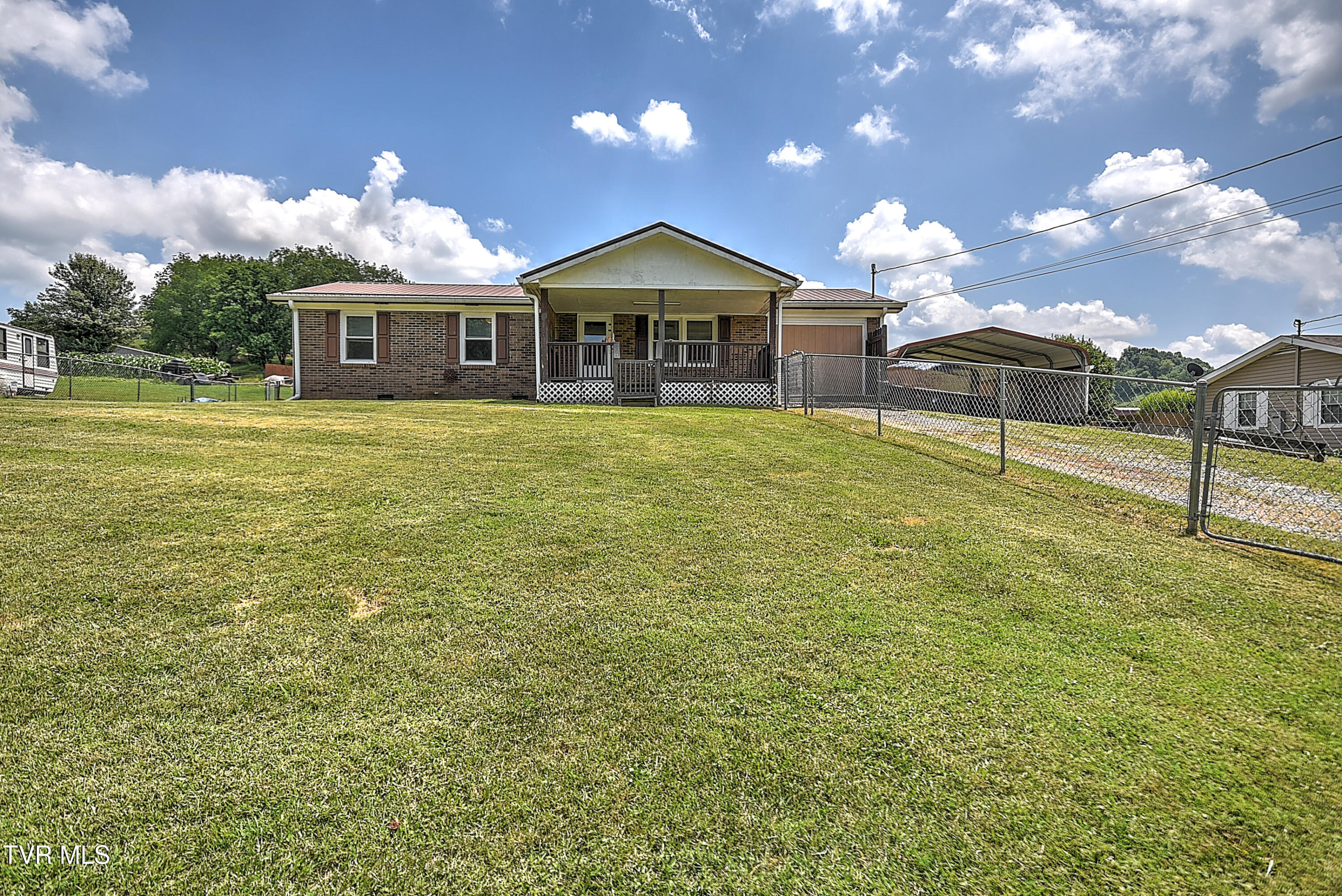 8822 Rich Valley Road Bristol, VA 24202 - Photo 1 of 49 8822 Rich Valley DA-3