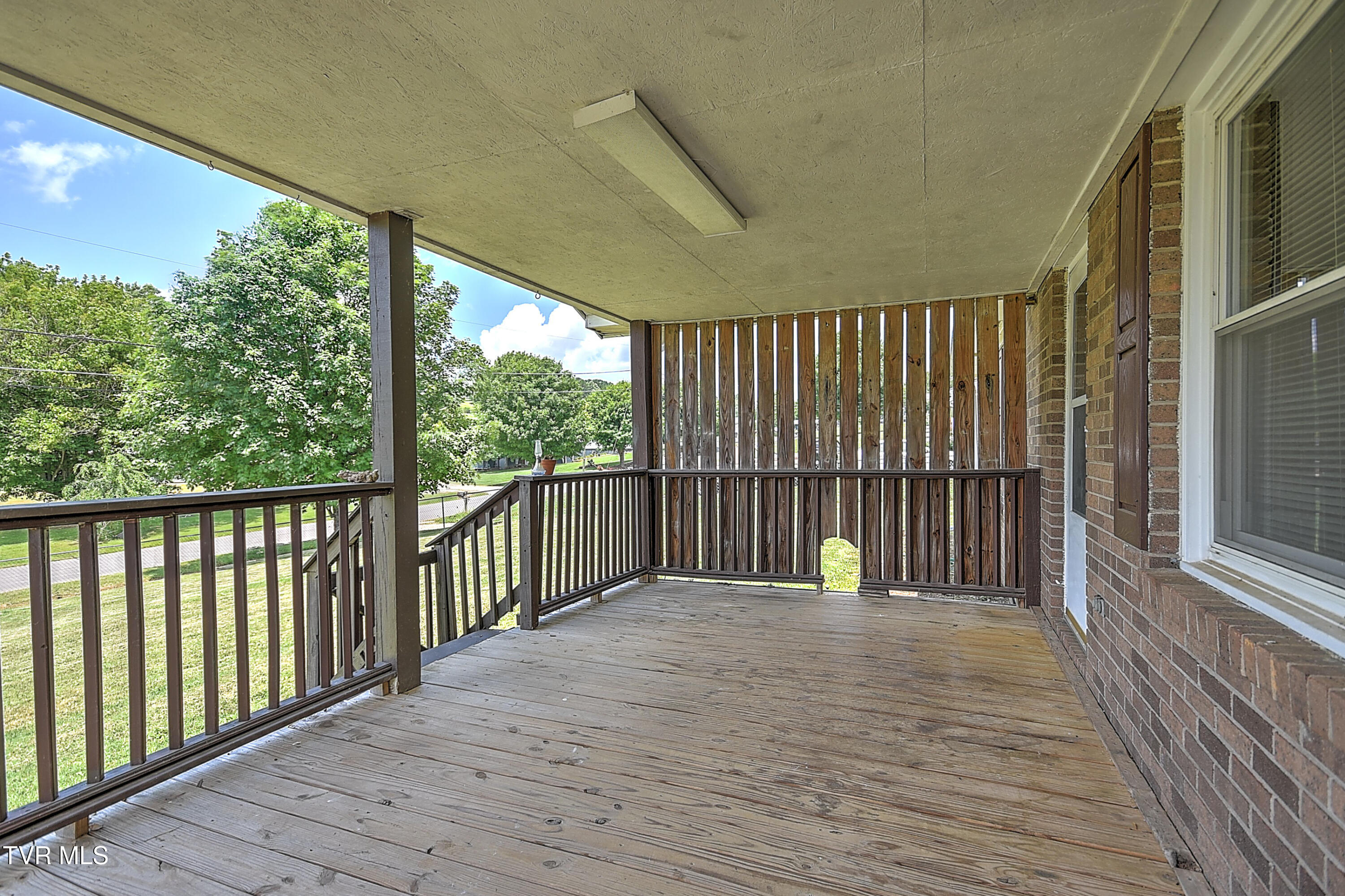 8822 Rich Valley Road Bristol, VA 24202 - Photo 11 of 49 8822 Rich Valley DA-7