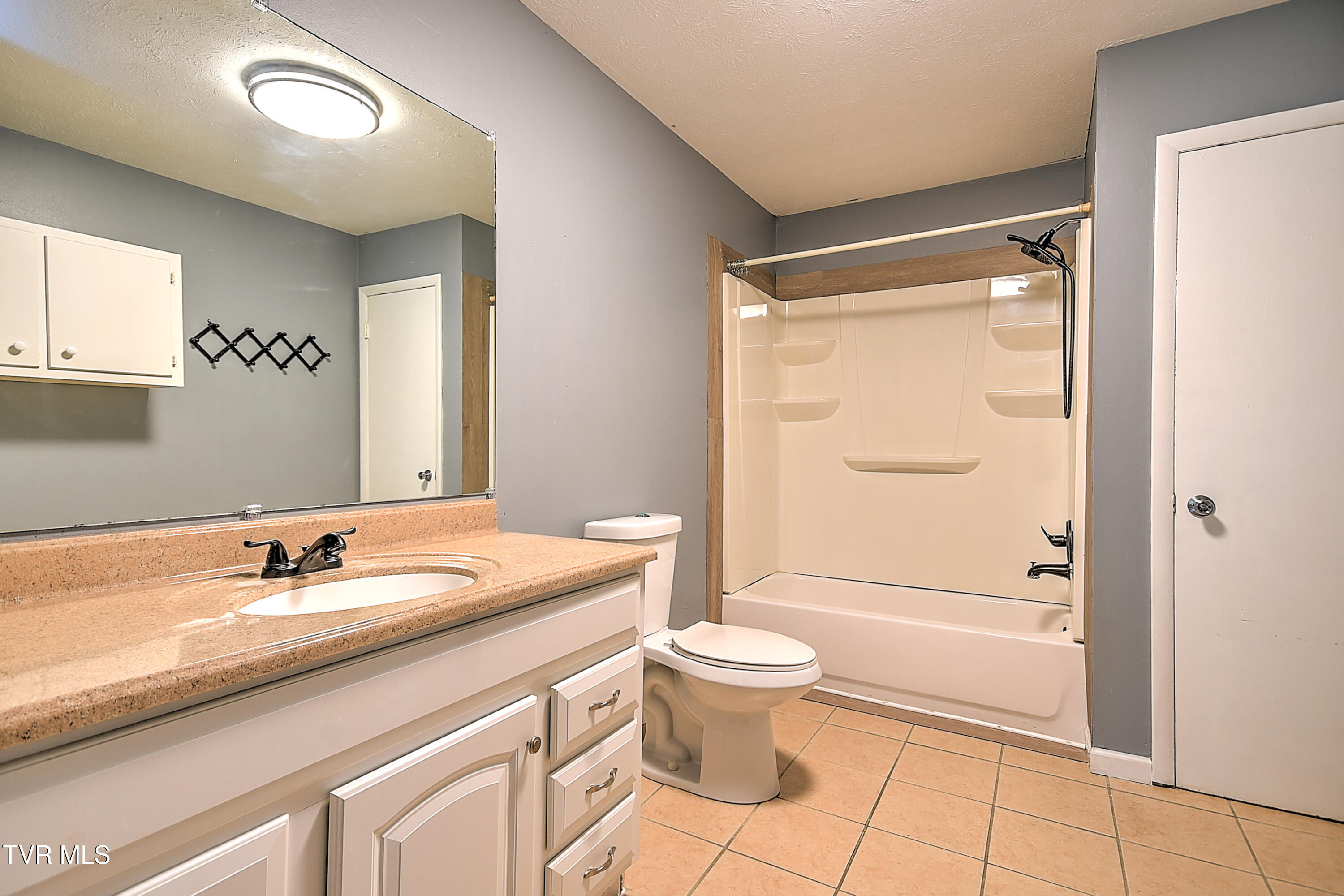 8822 Rich Valley Road Bristol, VA 24202 - Photo 39 of 49 8822 Rich Valley DA-24