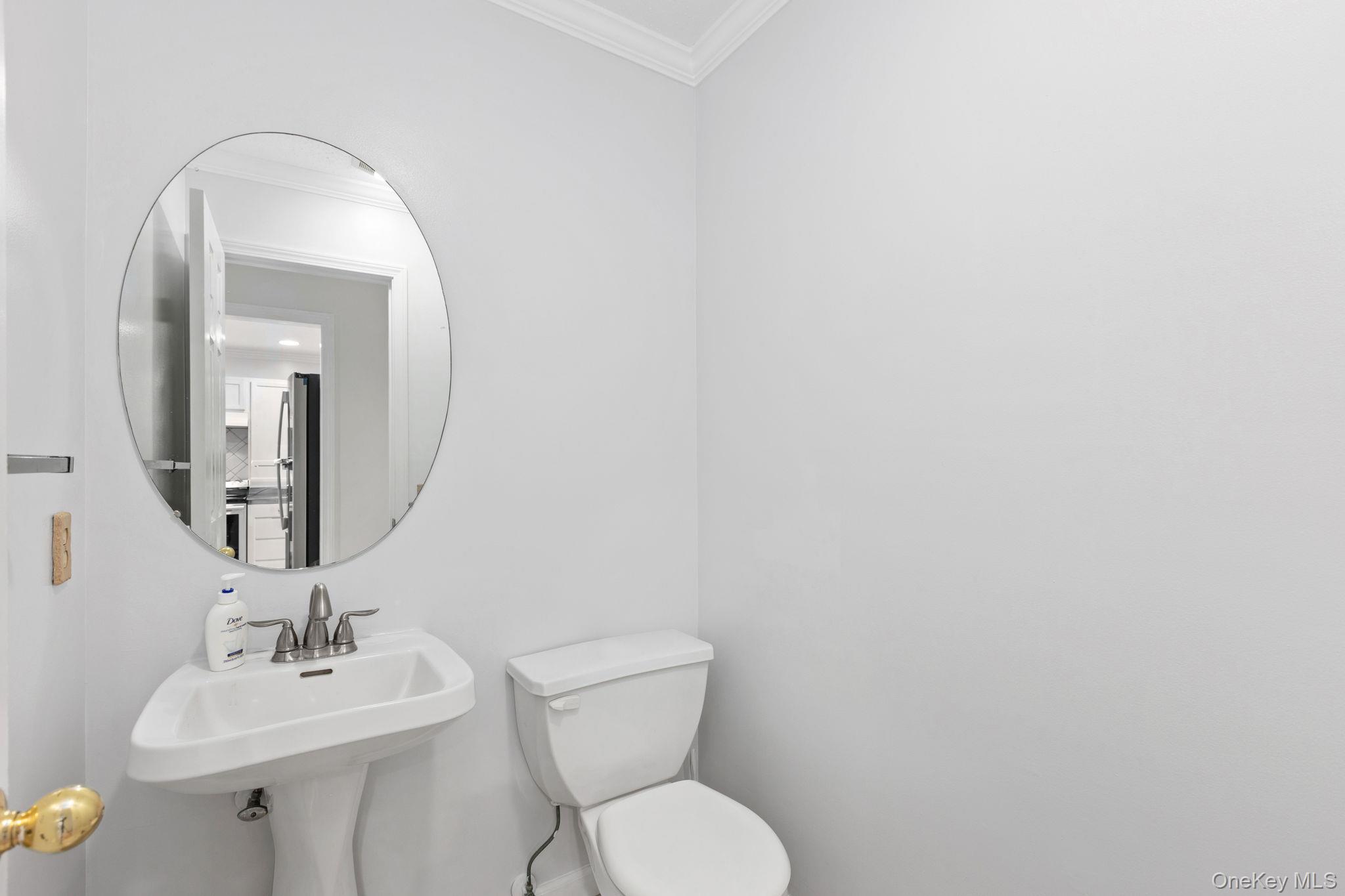 104 Sparrow Ridge Road, Unit 20C Carmel, NY 10512 - Photo 14 of 30 Half bath on main level