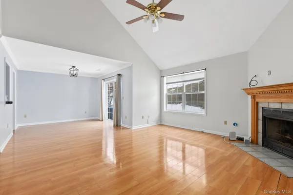 $3,600 | 104 Sparrow Ridge Road, Unit 20C, Carmel, NY 10512