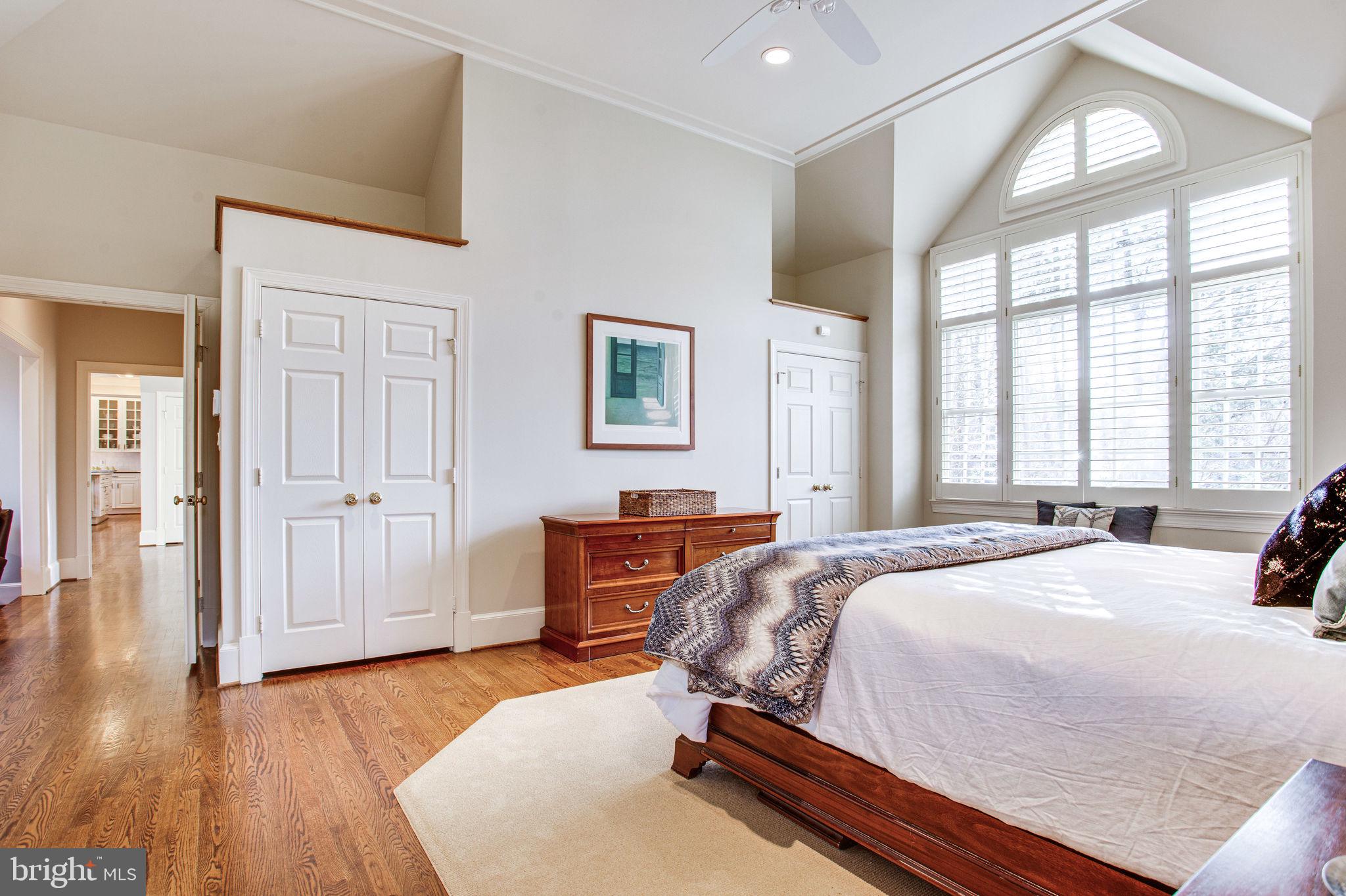 11622 Rolling Meadow Drive Great Falls, VA 22066 - Photo 19 of 45 High hat ceiling