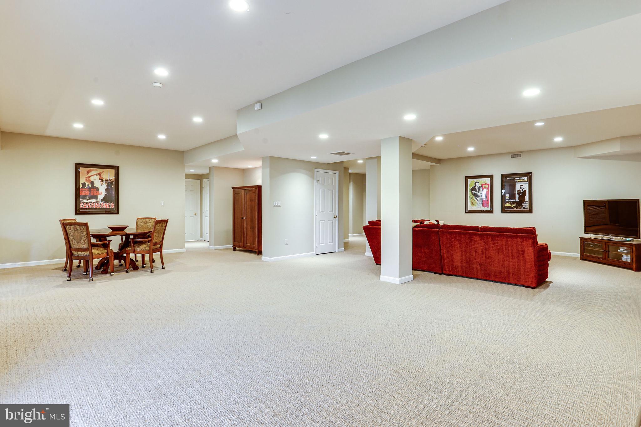 11622 Rolling Meadow Drive Great Falls, VA 22066 - Photo 32 of 45 Plenty of room