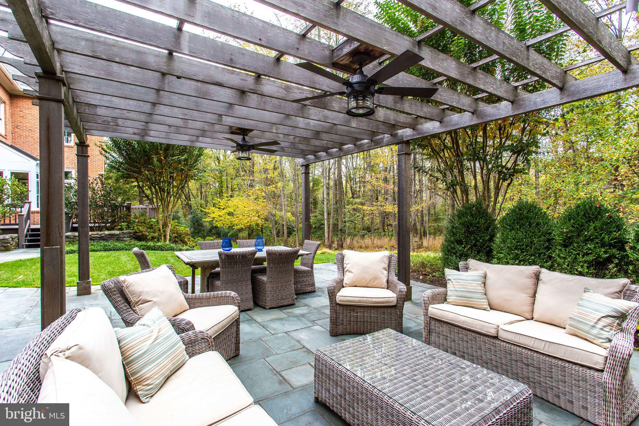 11622 Rolling Meadow Drive Great Falls, VA 22066 - Photo 38 of 45 Perfect setting for alfresco dining