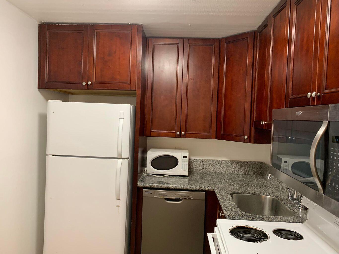 470 Northwest 20th Street, Unit 214 Boca Raton, FL 33431 - Photo 11 of 18 20200828172713487289000000-o