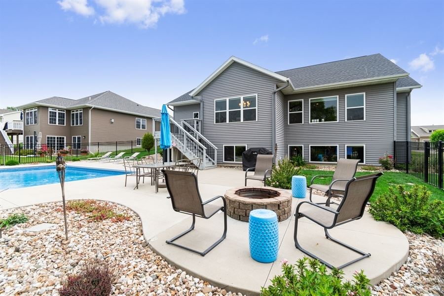 2835 Twinleaf Road Cedar Rapids, IA 52411 - Photo 3 of 28 Gallery Image 3