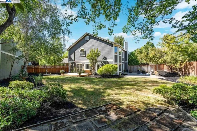 $5,500 | 5 Stuart Place, Danville, CA 94526