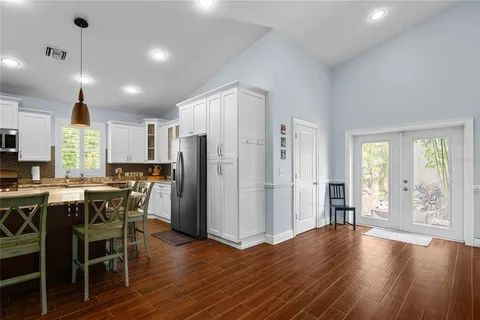 $5,700 | 3628 South Renellie Drive, Tampa, FL 33629