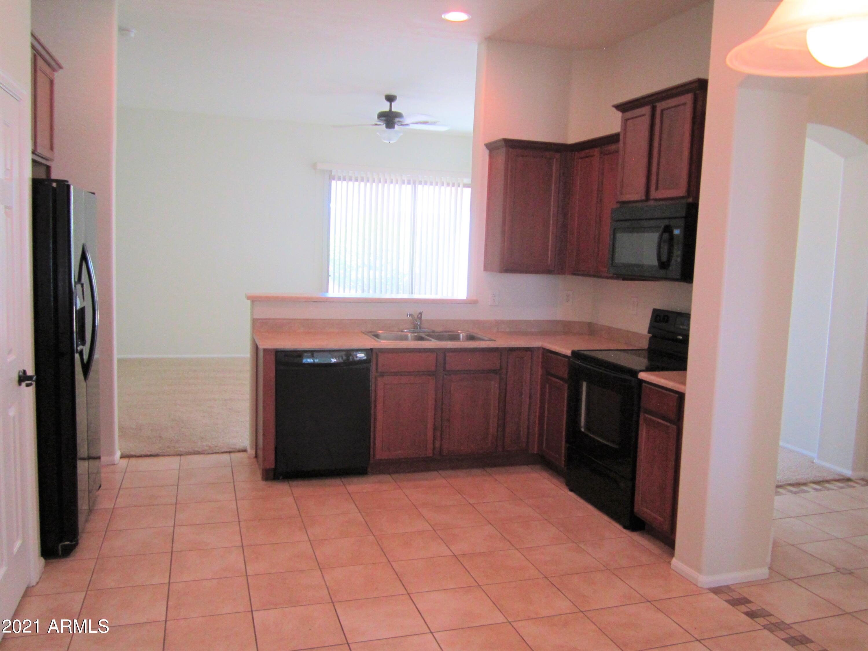 44810 West Sandhill Road Maricopa, AZ 85139 - Photo 8 of 22 IMG_3394
