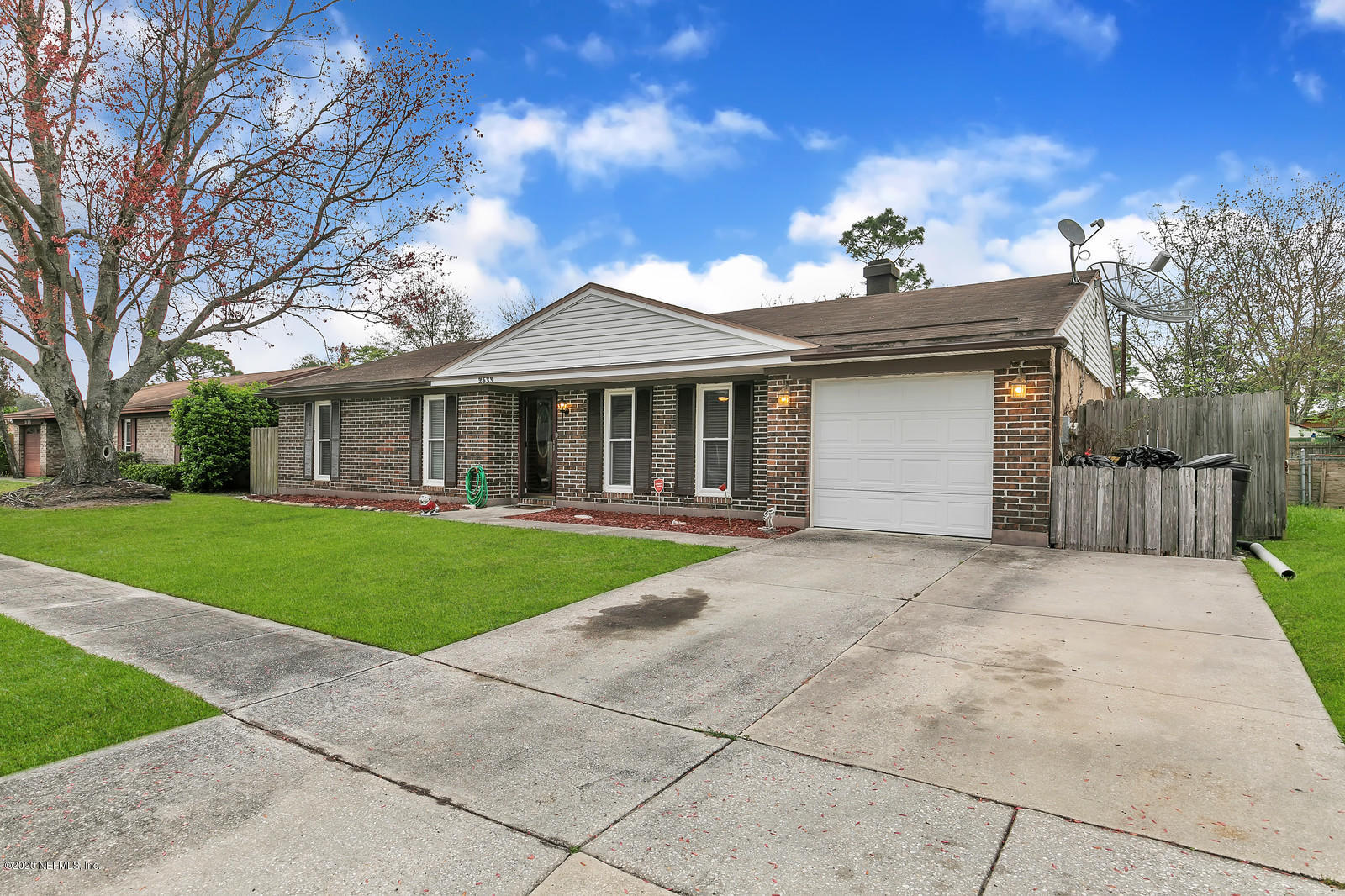 2633 Spring Lake Road Jacksonville, FL 32210 - Photo 3 of 27 03_2P5A7759_mls
