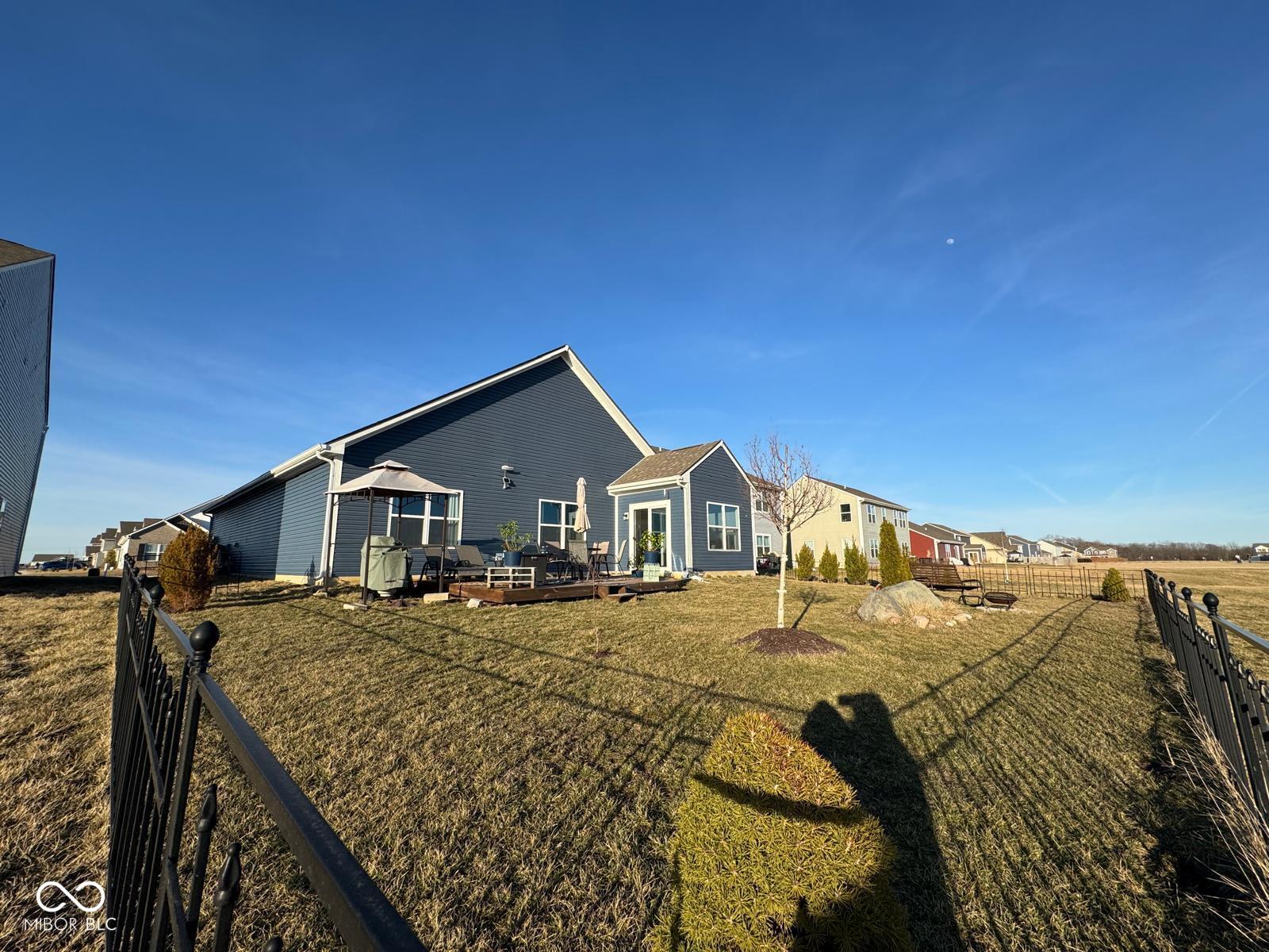 6769 Honeysuckle Way Pendleton, IN 46064 - Photo 36 of 38