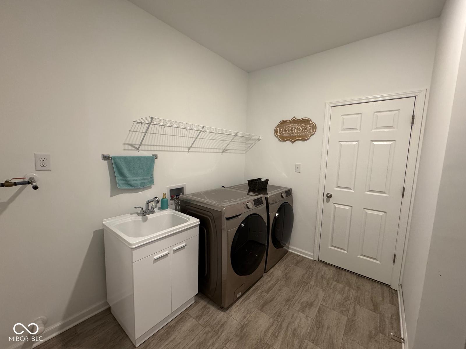 6769 Honeysuckle Way Pendleton, IN 46064 - Photo 10 of 38