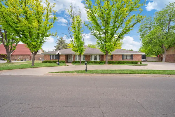$465,000 | 1404 Creekmere Drive, Canyon, TX 79015