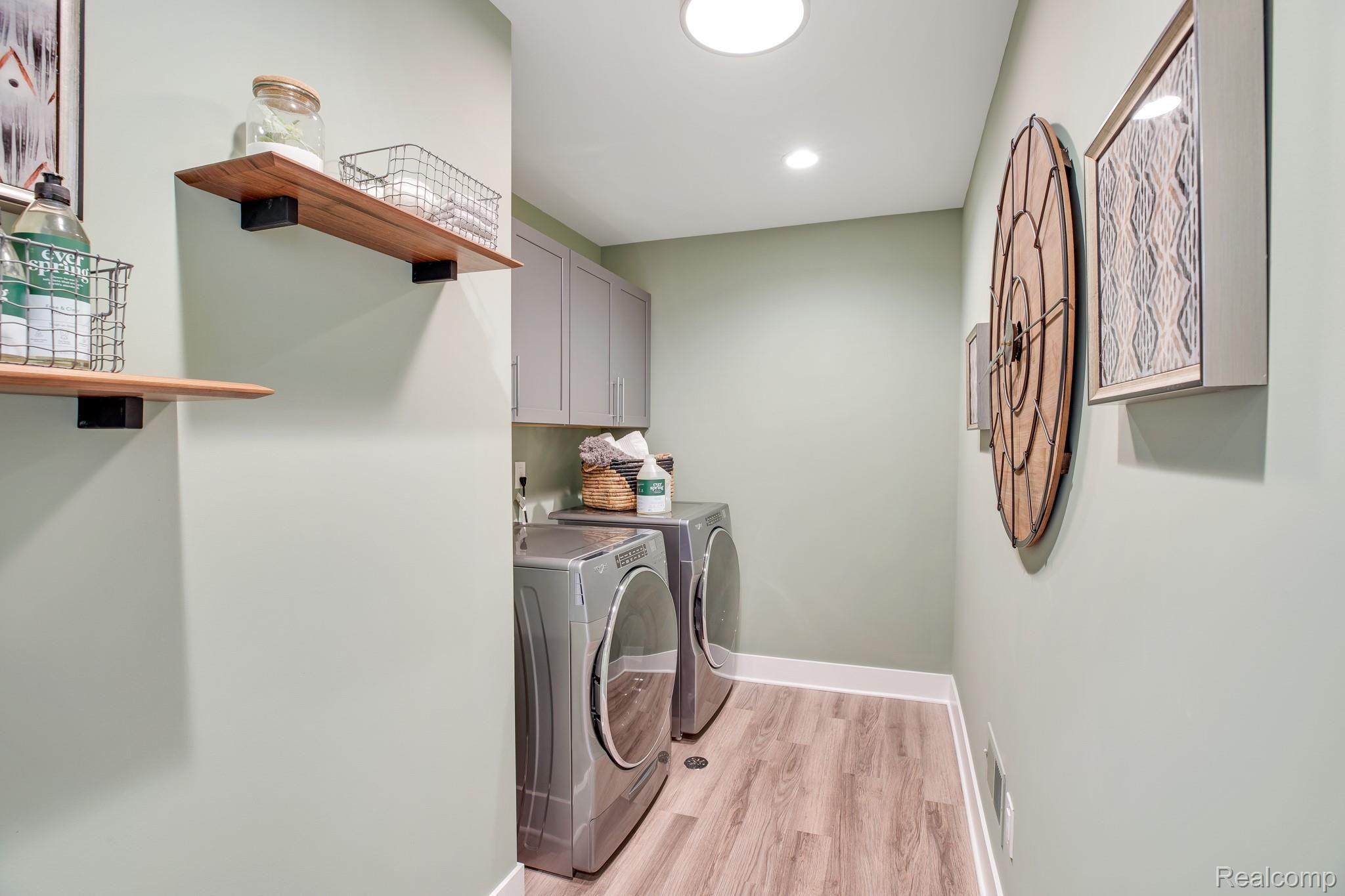 50591 Scarborough Road Canton, MI 48188 - Photo 15 of 24 Convenient second-floor laundry room