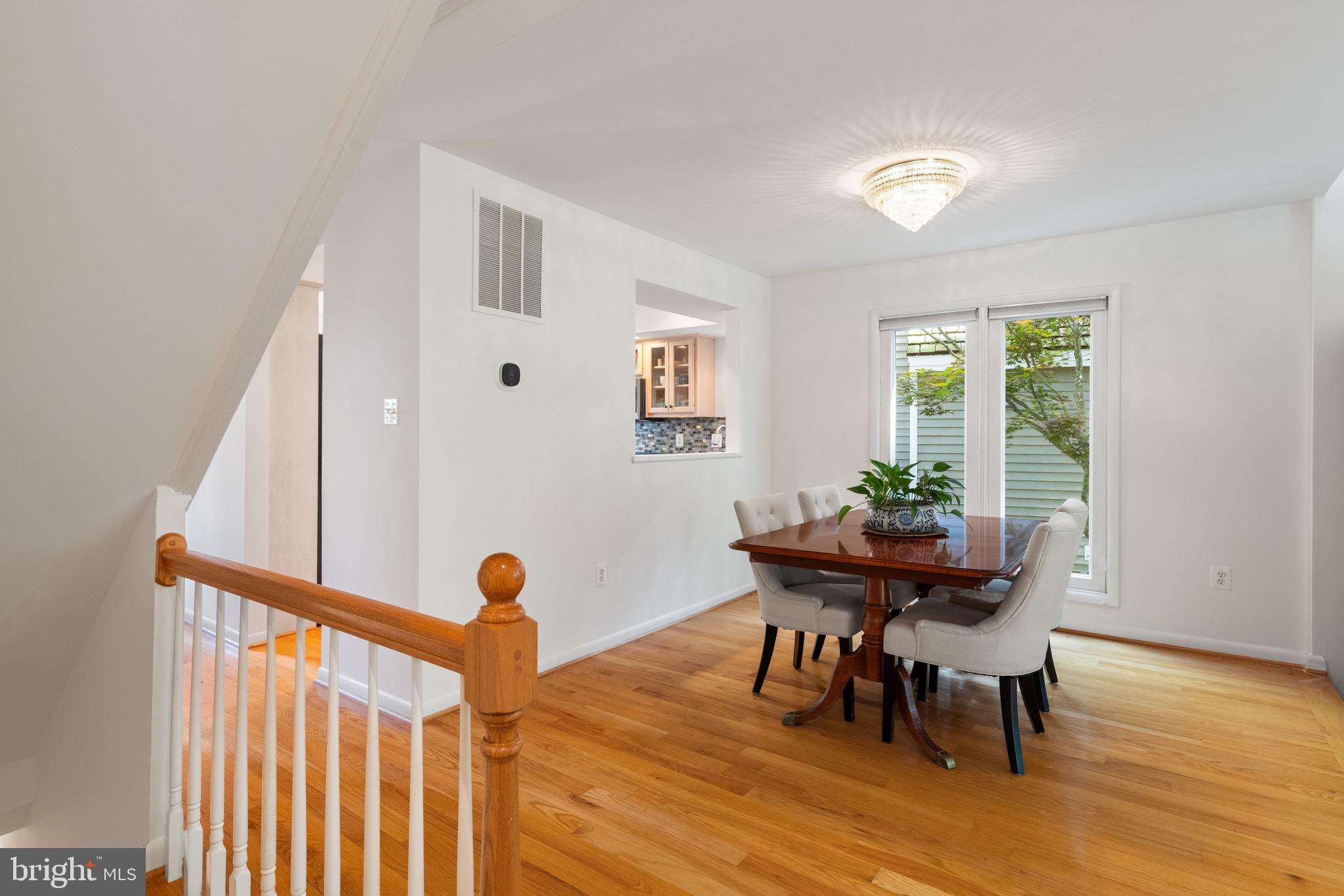 4752 Timber Ridge Drive Montclair, VA 22025 - Photo 18 of 72 Dining Room
