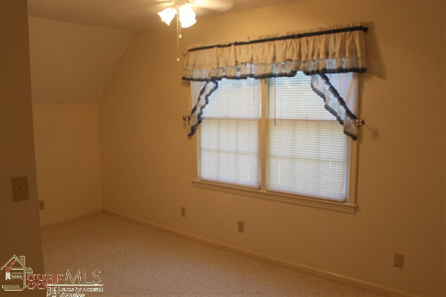 116 Robin Road Simpsonville, SC 29681 - Photo 20 of 24 Gallery Image 20